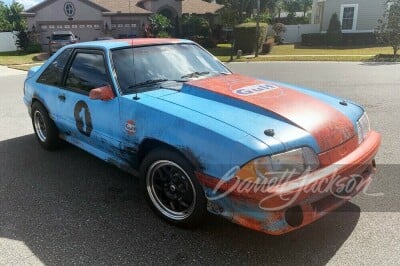 1989 FORD MUSTANG CUSTOM COUPE - 8