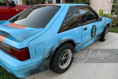 1989 FORD MUSTANG CUSTOM COUPE - 10