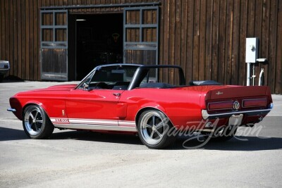 1967 FORD MUSTANG CUSTOM CONVERTIBLE - 2