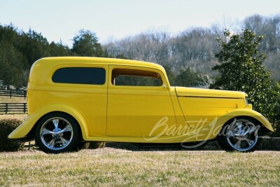 1933 FORD CUSTOM COUPE - 5