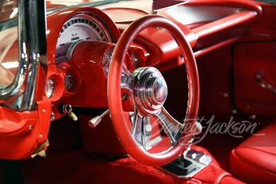 1960 CHEVROLET CORVETTE CUSTOM CONVERTIBLE - 10