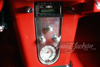 1960 CHEVROLET CORVETTE CUSTOM CONVERTIBLE - 13