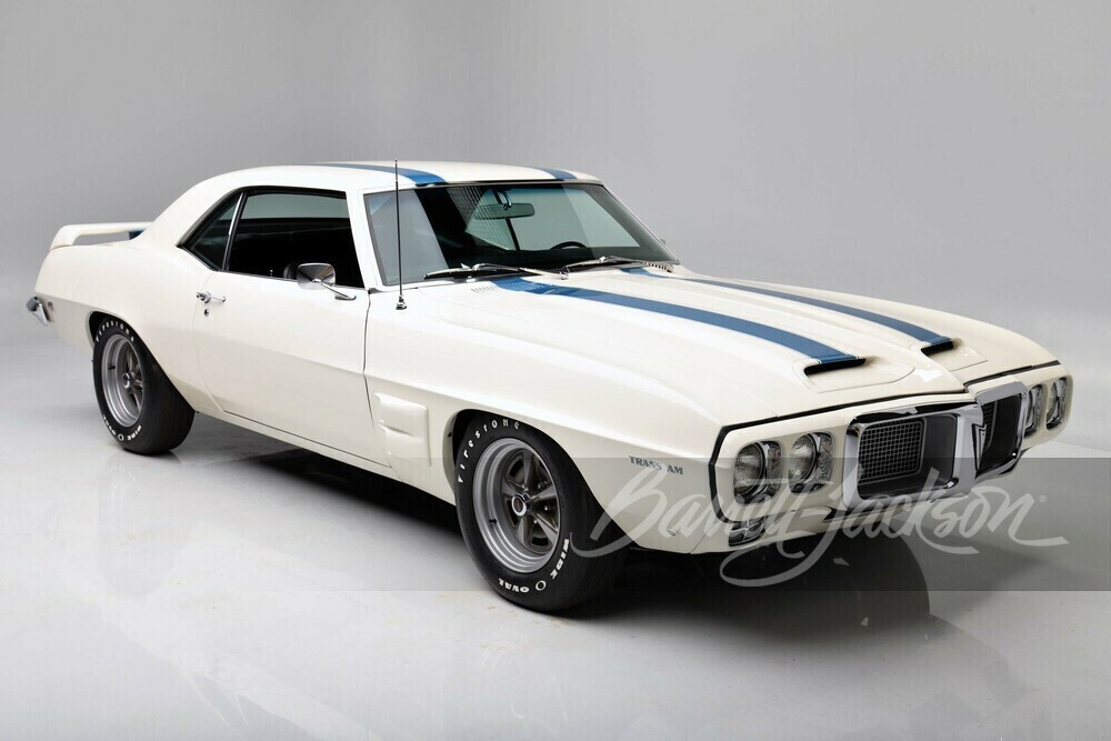 1969 PONTIAC FIREBIRD TRANS AM RE-CREATION