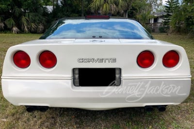 1988 CHEVROLET CORVETTE 35TH ANNIVERSARY EDITION - 10