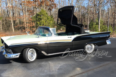 1957 FORD FAIRLANE SUNLINER CONVERTIBLE - 5