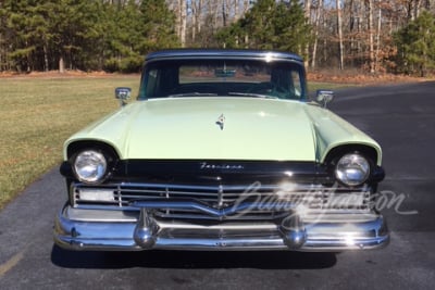 1957 FORD FAIRLANE SUNLINER CONVERTIBLE - 6