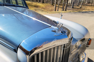 1964 BENTLEY S3 SALOON - 9