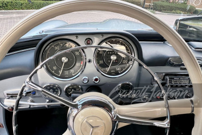 1962 MERCEDES-BENZ 190SL CONVERTIBLE - 9