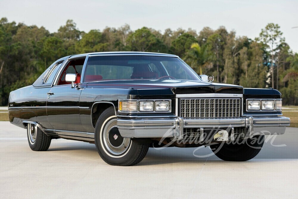 1976 CADILLAC COUPE DE VILLE