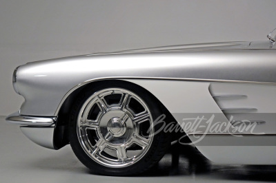 1961 CHEVROLET CORVETTE CUSTOM CONVERTIBLE - 8