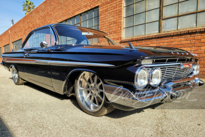 1961 CHEVROLET IMPALA BUBBLETOP CUSTOM COUPE - 5