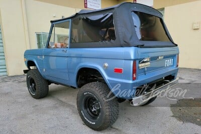 1972 FORD BRONCO CUSTOM SUV - 2