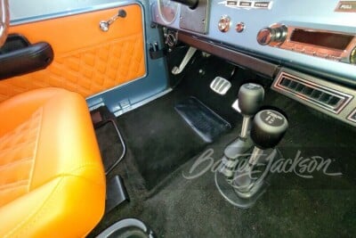 1972 FORD BRONCO CUSTOM SUV - 9