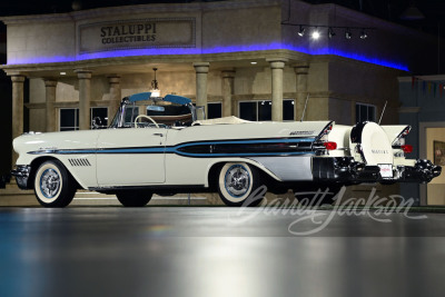 1957 PONTIAC BONNEVILLE CONVERTIBLE - 4