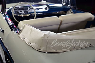 1957 PONTIAC BONNEVILLE CONVERTIBLE - 12