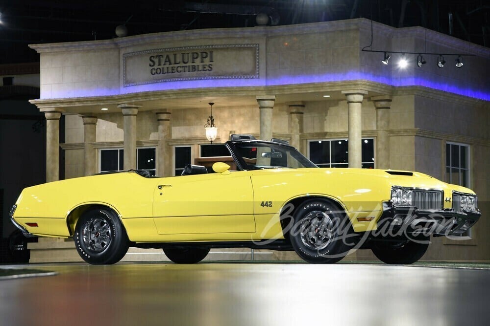 1970 OLDSMOBILE 442 CONVERTIBLE