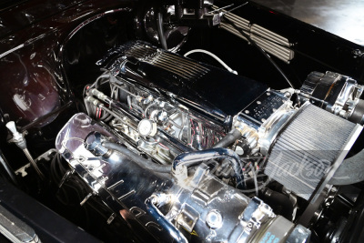 1939 CADILLAC CUSTOM CONVERTIBLE - 3