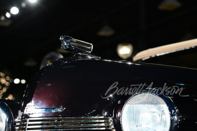 1939 CADILLAC CUSTOM CONVERTIBLE - 10