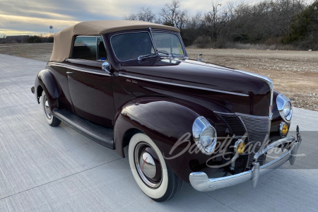 1940 FORD CUSTOM DELUXE CONVERTIBLE