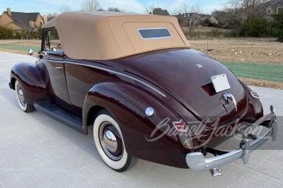 1940 FORD CUSTOM DELUXE CONVERTIBLE - 15