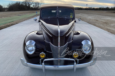 1940 FORD CUSTOM DELUXE CONVERTIBLE - 16