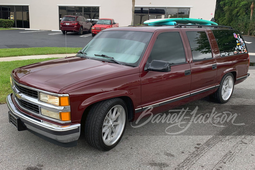 1999 CHEVROLET SUBURBAN CUSTOM SUV