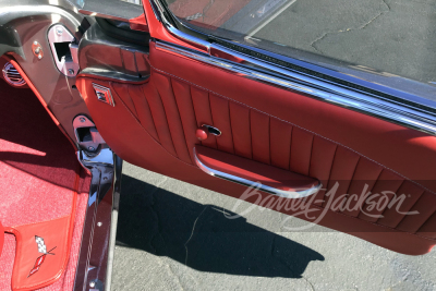 1960 CHEVROLET CORVETTE CUSTOM CONVERTIBLE - 11