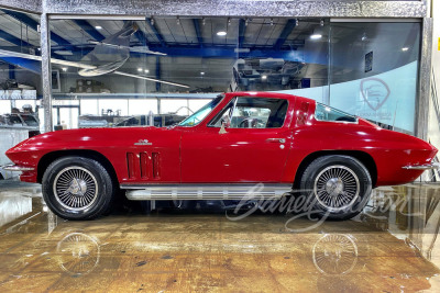 1965 CHEVROLET CORVETTE - 4