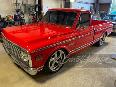 1972 CHEVROLET C10 SUPER CHEYENNE PICKUP