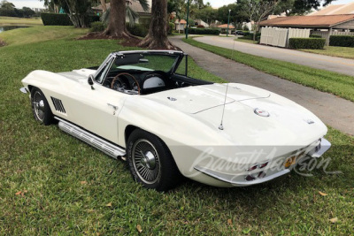 1967 CHEVROLET CORVETTE CONVERTIBLE - 2