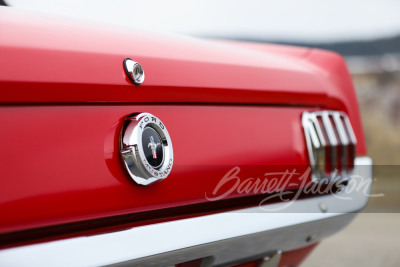 1965 FORD MUSTANG CUSTOM CONVERTIBLE - 22