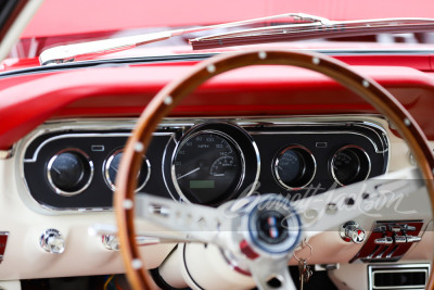 1965 FORD MUSTANG CUSTOM CONVERTIBLE - 26