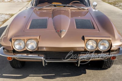 1963 CHEVROLET CORVETTE 327/300 SPLIT-WINDOW COUPE - 16