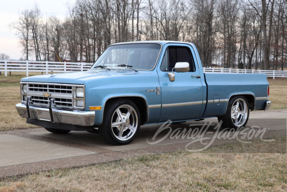 Lot 135 1985 CHEVROLET C10 PICKUP | Barrett-Jackson