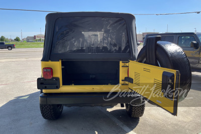 2004 JEEP WRANGLER CUSTOM 4X4 SUV - 28