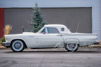 1957 FORD THUNDERBIRD CONVERTIBLE - 4