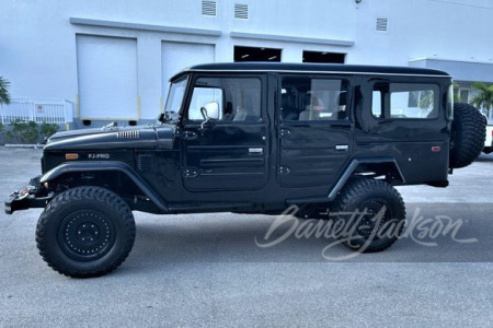 1985 TOYOTA FJ45 LAND CRUISER CUSTOM TROOPY