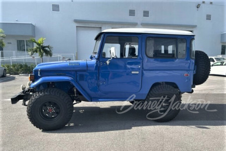 1977 TOYOTA LAND CRUISER FJ40