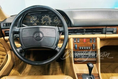 1990 MERCEDES-BENZ 300SE SEDAN - 15