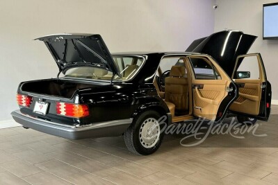 1990 MERCEDES-BENZ 300SE SEDAN - 26