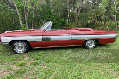 1962 OLDSMOBILE STARFIRE CONVERTIBLE - 4