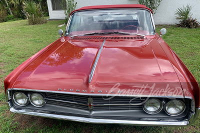 1962 OLDSMOBILE STARFIRE CONVERTIBLE - 6