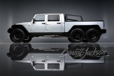 2012 JEEP WRANGLER UNLIMITED CUSTOM 6X6 PICKUP - 24