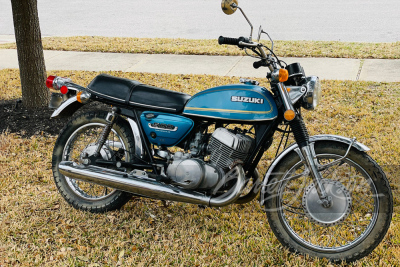 1975 SUZUKI T500 TITAN MOTORCYCLE