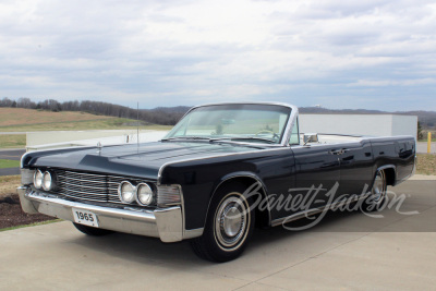 1965 LINCOLN CONTINENTAL CONVERTIBLE - 8