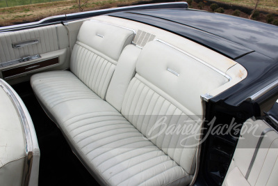 1965 LINCOLN CONTINENTAL CONVERTIBLE - 21