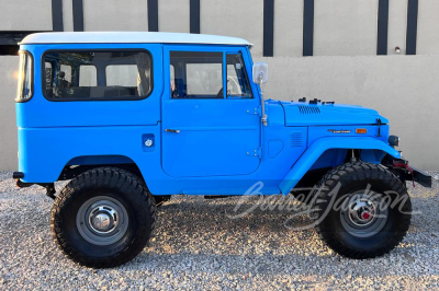 1974 TOYOTA LAND CRUISER FJ-40 - 4