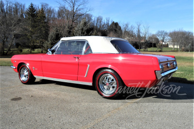 1965 FORD MUSTANG CONVERTIBLE - 2