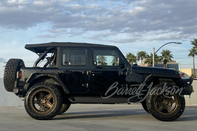 2018 JEEP WRANGLER UNLIMITED CUSTOM SUV - 3