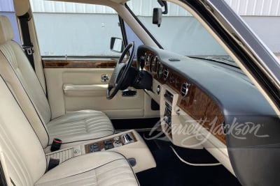 1995 ROLLS-ROYCE SILVER SPUR - 17